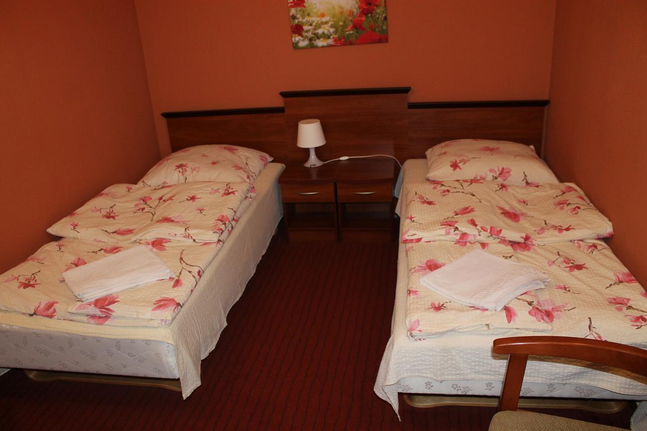 Hotel Vanillia Клуки Екстериор снимка