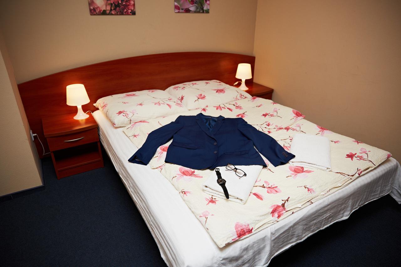 Hotel Vanillia Клуки Екстериор снимка